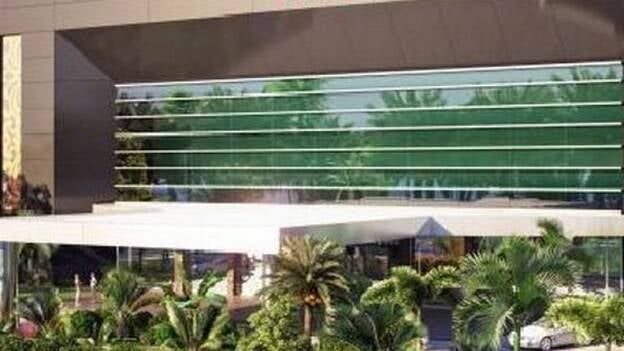 Bravo aboga por un hotel de "superlujo" en la zona del Oasis