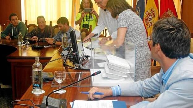 ‘El salinero’ bautizará al teatro