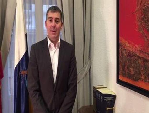 Clavijo recomienda dos libros