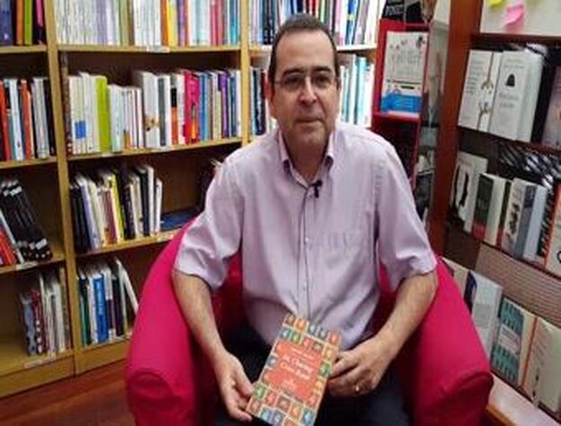 Antonio Rivero, gerente de la Librería Canaima recomienda '84 Charing Cross Road'
