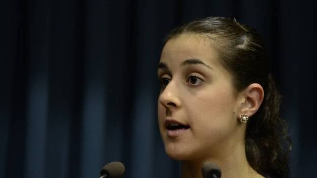 Carolina Marín defiende en Francia su primer histórico oro