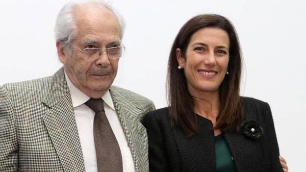 Premian un estudio pionero del HUC sobre prevención del cáncer de colon