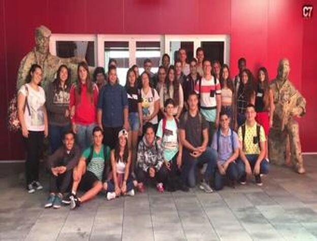Los alumnos de 3º A del IES Las Huesas visitan CANARIAS7