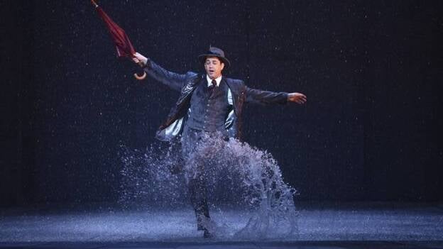 Cantando bajo la lluvia