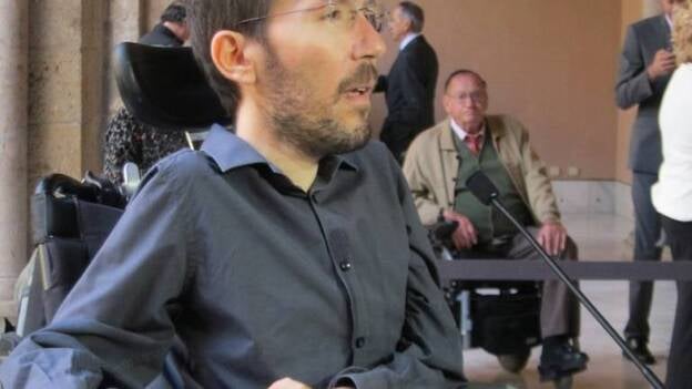 Echenique dice que el PSOE será el "aliado preferente" de Podemos tras el 26J