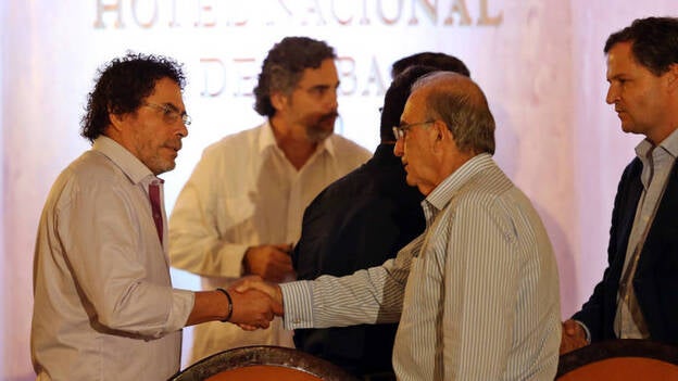 Colombia y FARC acuerdan un plan para salida de menores de 15 años de la guerrilla