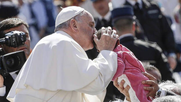 El papa afirma que "ignorar al pobre es ignorar a Dios"