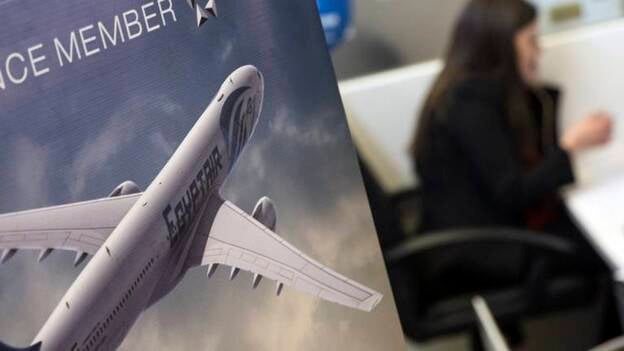 Hallan restos del avión al sur de la isla griega de Kárpatos