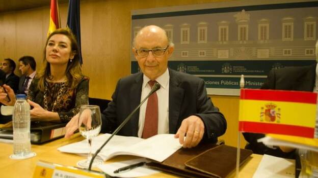 Montoro:España es "leal" con la CE y una multa por déficit "no tiene sentido"