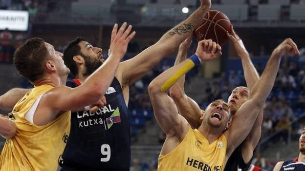 Sin sorpresa por desconexión (81-76)