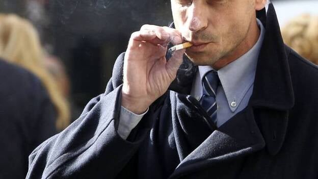 El 32% de los fumadores ha intentado dejarlo en el último año