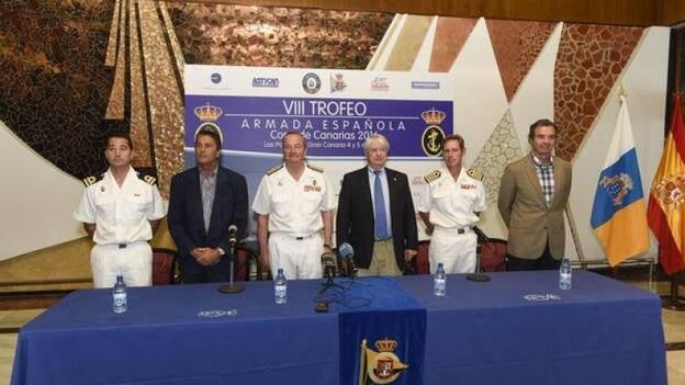 El VIII Trofeo de Cruceros Armada Española en Canarias congrega una treintena de embarcaciones
