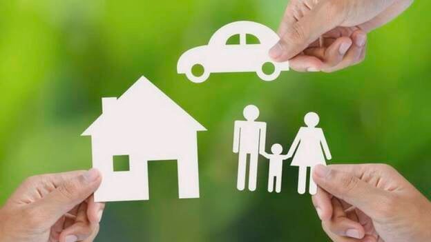 El cliente medio de aseguradoras paga 1.760 euros al año en pólizas