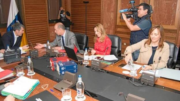 Un informe de última hora retrasa la Ley del Suelo