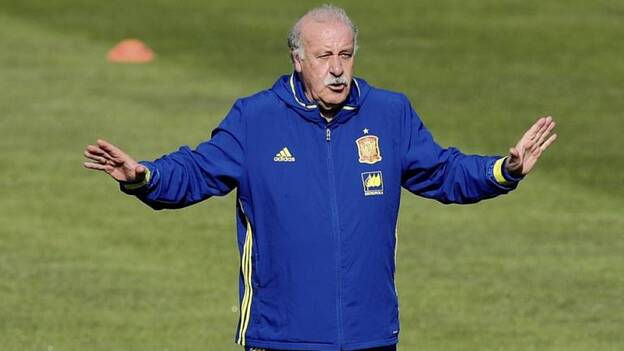 Del Bosque "Es una época de extremismos, la normalidad no vende"