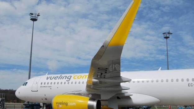 Vueling admite fallos de planificación y lo atribuye a la huelga de Francia