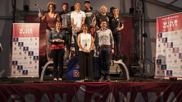 Daida Ruano y Víctor Fernández ganan el inicio del mundial en Gran Canaria