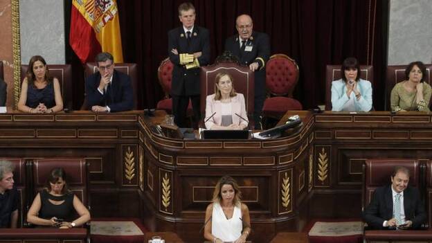 Ana Pastor: "El Parlamento debe ser generador de los consensos necesarios"