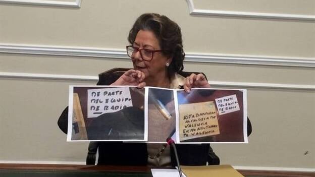 Rita Barberá recibe un sobre con una bala dentro, el segundo en año y medio