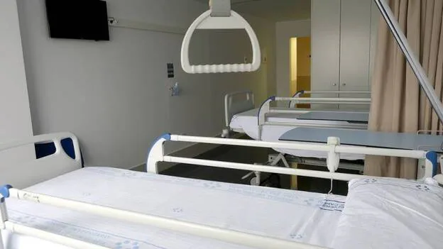 La sanidad pública cierra en verano en Canarias 312 camas