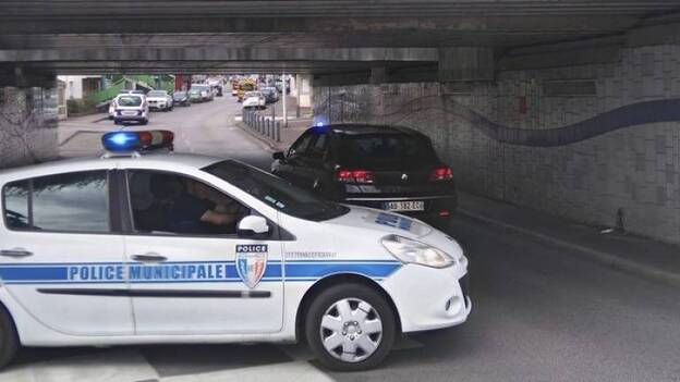 Mueren un cura y dos secuestradores en una iglesia en Normandía