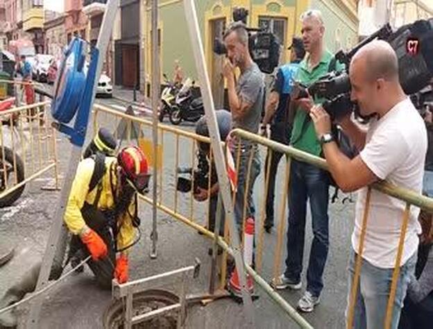 Se rastrea en La Isleta el vertido de El Confital