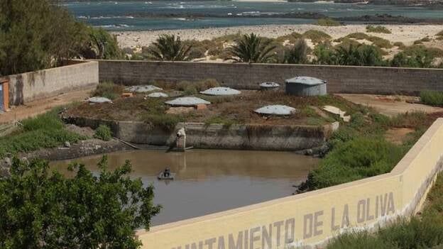 Absueltos los exconcejales de La Oliva imputados por la depuradora de El Cotillo