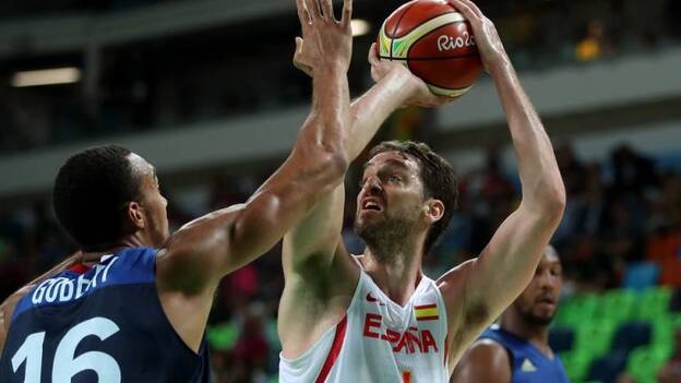 España aniquila a Francia y pasa a semifinales (92-67)