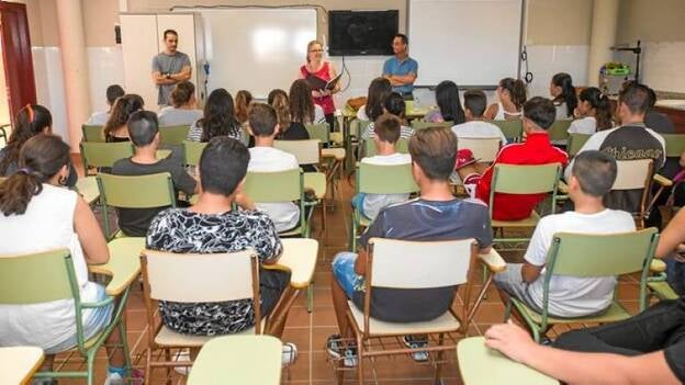 Educación no subirá el baremo para dar libros de texto gratis