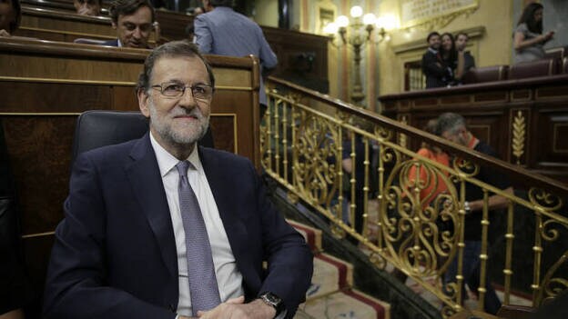Rajoy a Sánchez Si yo soy tan malo, ¿cuánto de malo es usted? ¿pésimo?