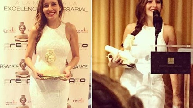 La diseñadora de Moda Cálida Patricia Santana, Premio Nacional a la Excelencia Profesional