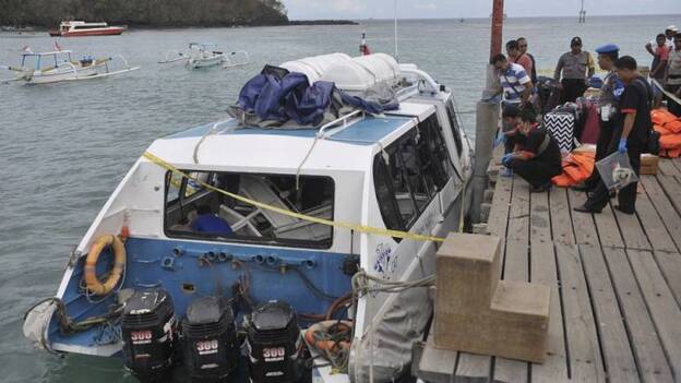 Al menos cuatro españoles heridos en un incendio de un transbordador en Bali