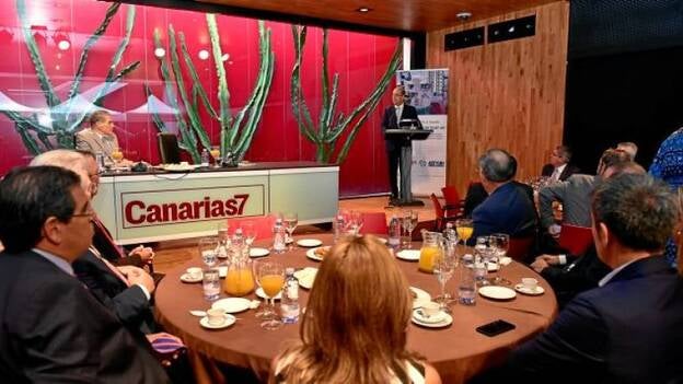 El REF, a la espera del Gobierno