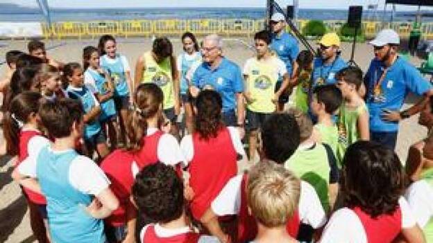 El Gran Canaria lleva el baloncesto a la arena de la playa de Las Canteras