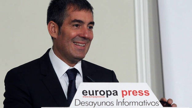 Clavijo y el resto de CCAA quieren fijar el próximo 12 de octubre la fecha de su conferencia de presidentes informal