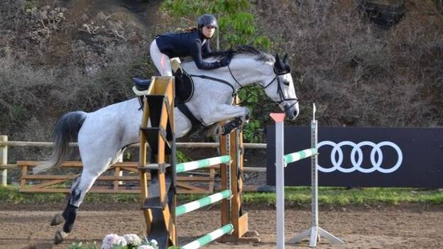 Alejandra Melián y ‘Mai’ ganan la prueba de 1,20 metros