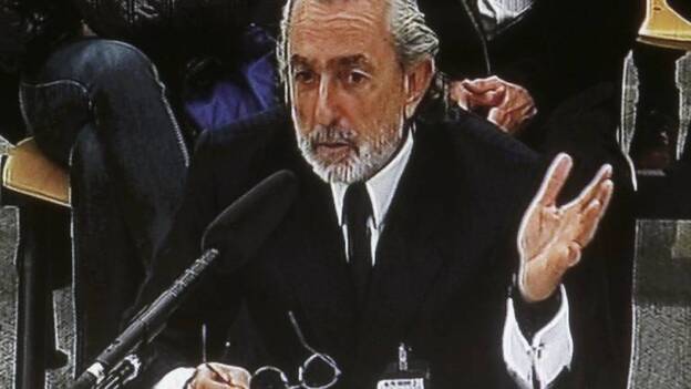 Correa dice que Rafael Hernando le recomendó a exadministradora de su grupo