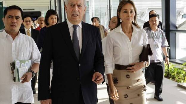 Isabel Preysler y Vargas Llosa aún no han organizado los detalles de su boda