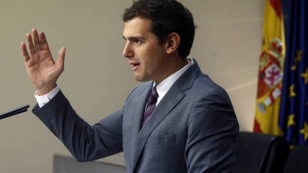 Principio de acuerdo PP, PSOE y C's para una subcomisión del pacto educativo