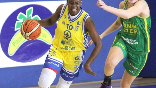 El Spar Gran Canaria logra ante Zaragoza su primer triunfo (70-67)