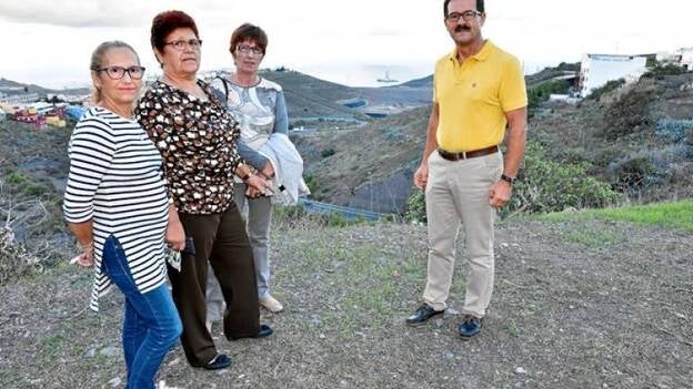 El vertedero cerca a La Montañeta