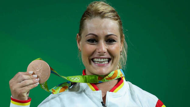 Lidia Valentín, oro 'virtual' en Londres tras la descalificación por dopaje de todo el podio