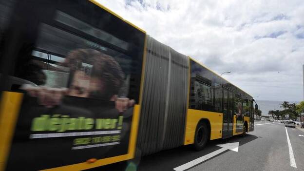 El PP pide habilitar ya el carril de la metro guagua