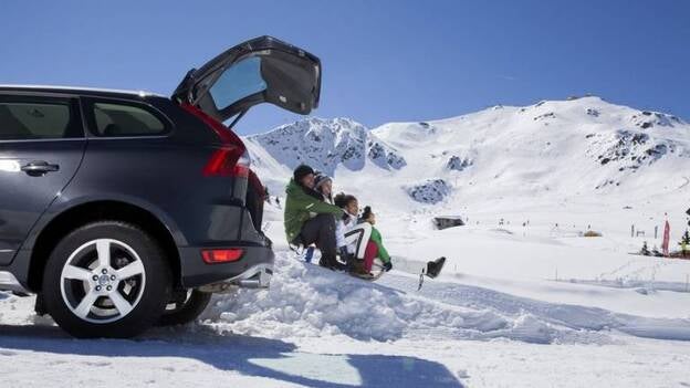 Europcar recomienda circular con el depósito lleno en invierno