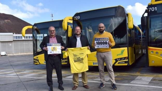 La HPS San Silvestre viaja en Guaguas Municipales