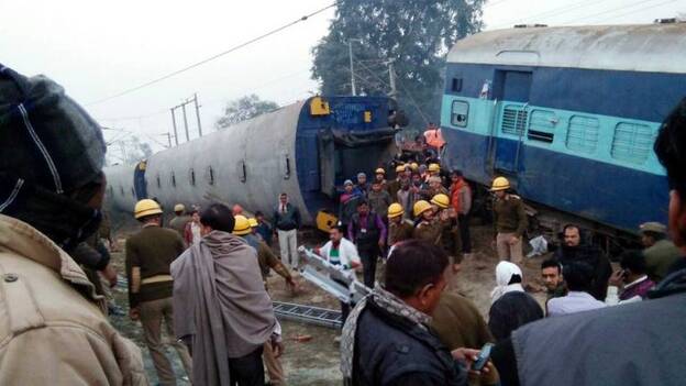 Mueren dos personas y más de cuarenta heridos tras descarrilar un tren en India