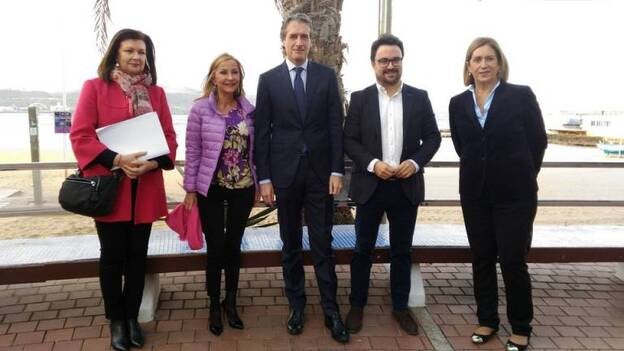 Paseando al ministro De la Serna