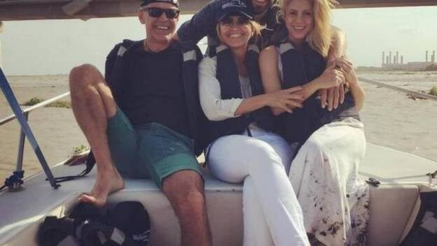 La visita de Piqué y Shakira a Barranquilla causa furor aunque se dejan ver poco