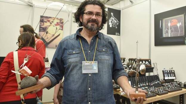 Héctor Fuensalida: "Mi abuelo y mi padre eran artesanos, he hecho un I+D en artesanía"