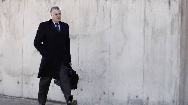 Bárcenas niega que cobrara ninguna retribución en efectivo